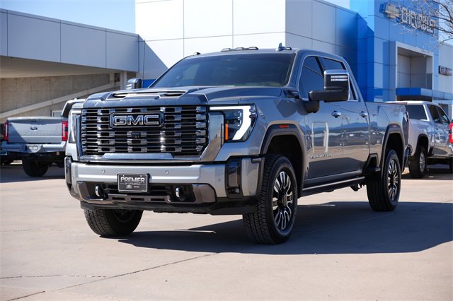 Used 2024 GMC Sierra 2500 Denali Ultimate w/ Max Trailering Package image 8