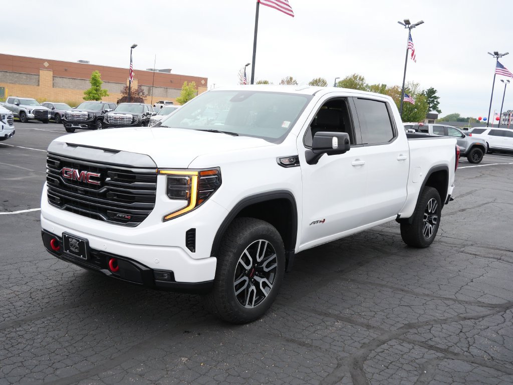Certified 2024 GMC Sierra 1500 AT4 w/ AT4 Preferred Package AWD/4WD image 5