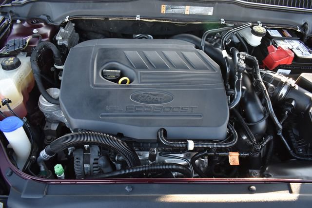 Used 2017 Ford Fusion SE w/ Fusion SE Technology Package image 32