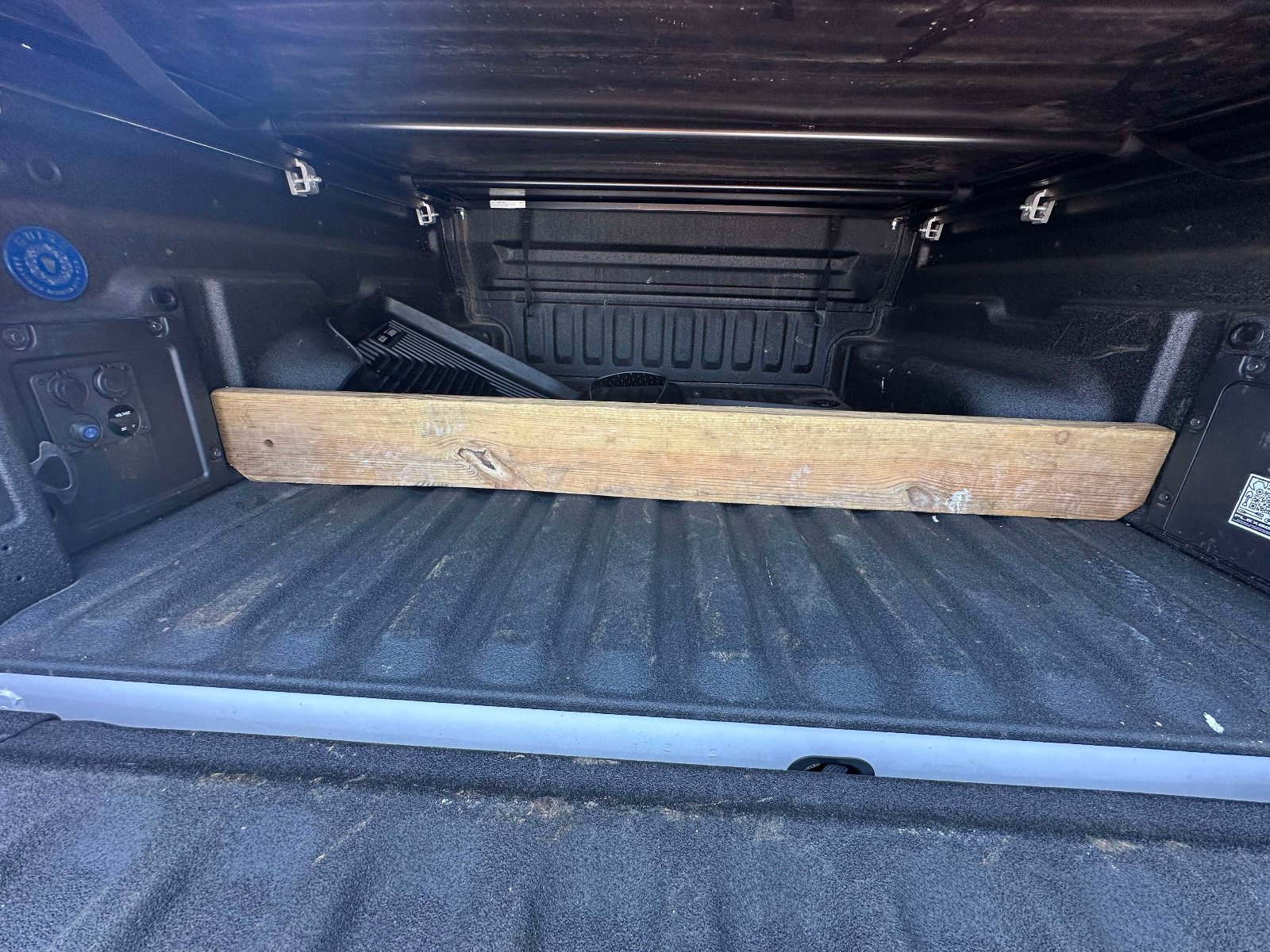Used 2024 Ford Maverick XLT FWD image 8