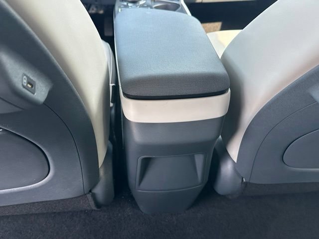 Used 2024 Kia EV6 Wind w/ Wind Technology Package AWD/4WD image 16