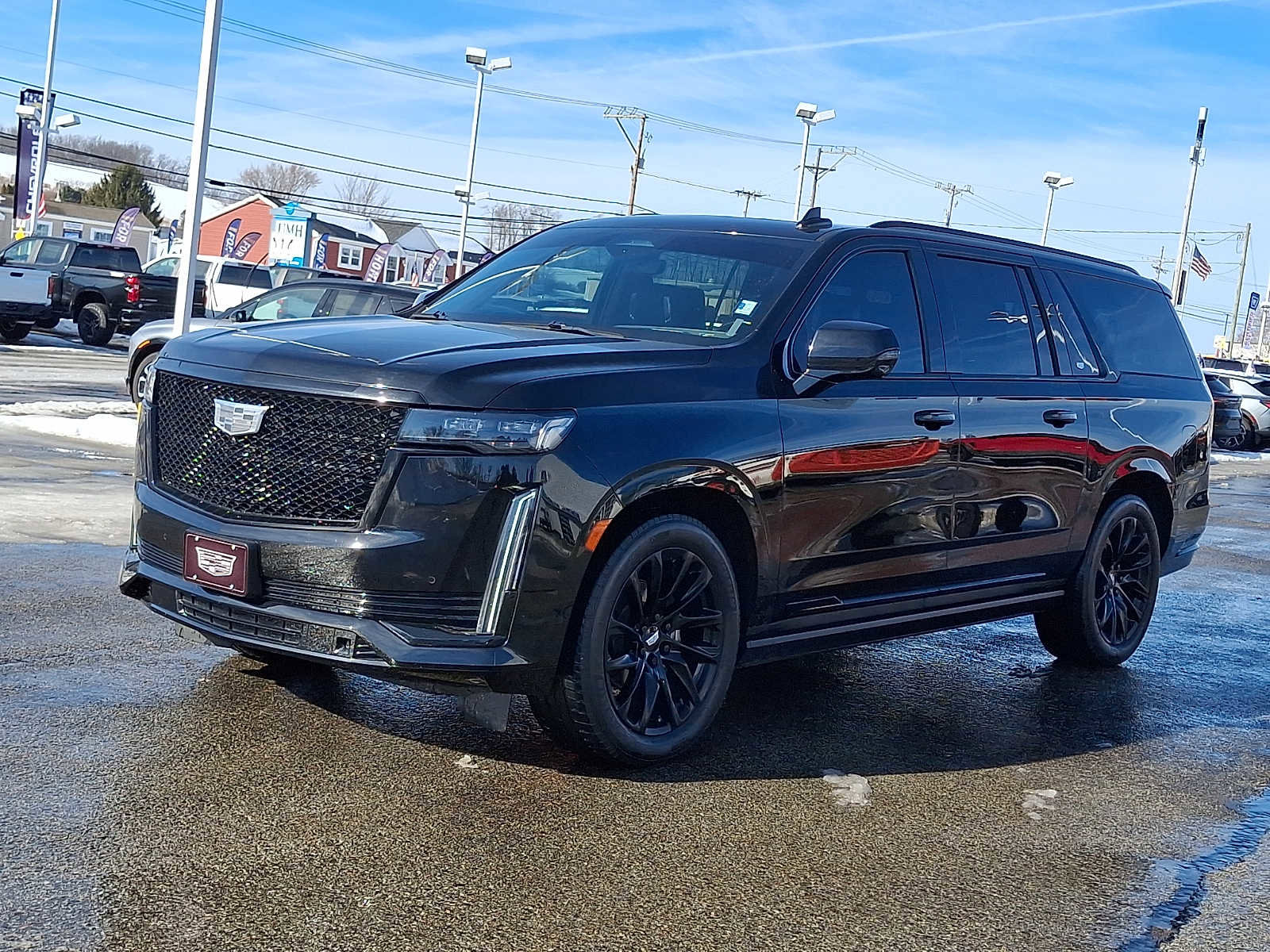 Used 2021 Cadillac Escalade ESV Sport Platinum w/ LPO, ONYX Package image 4