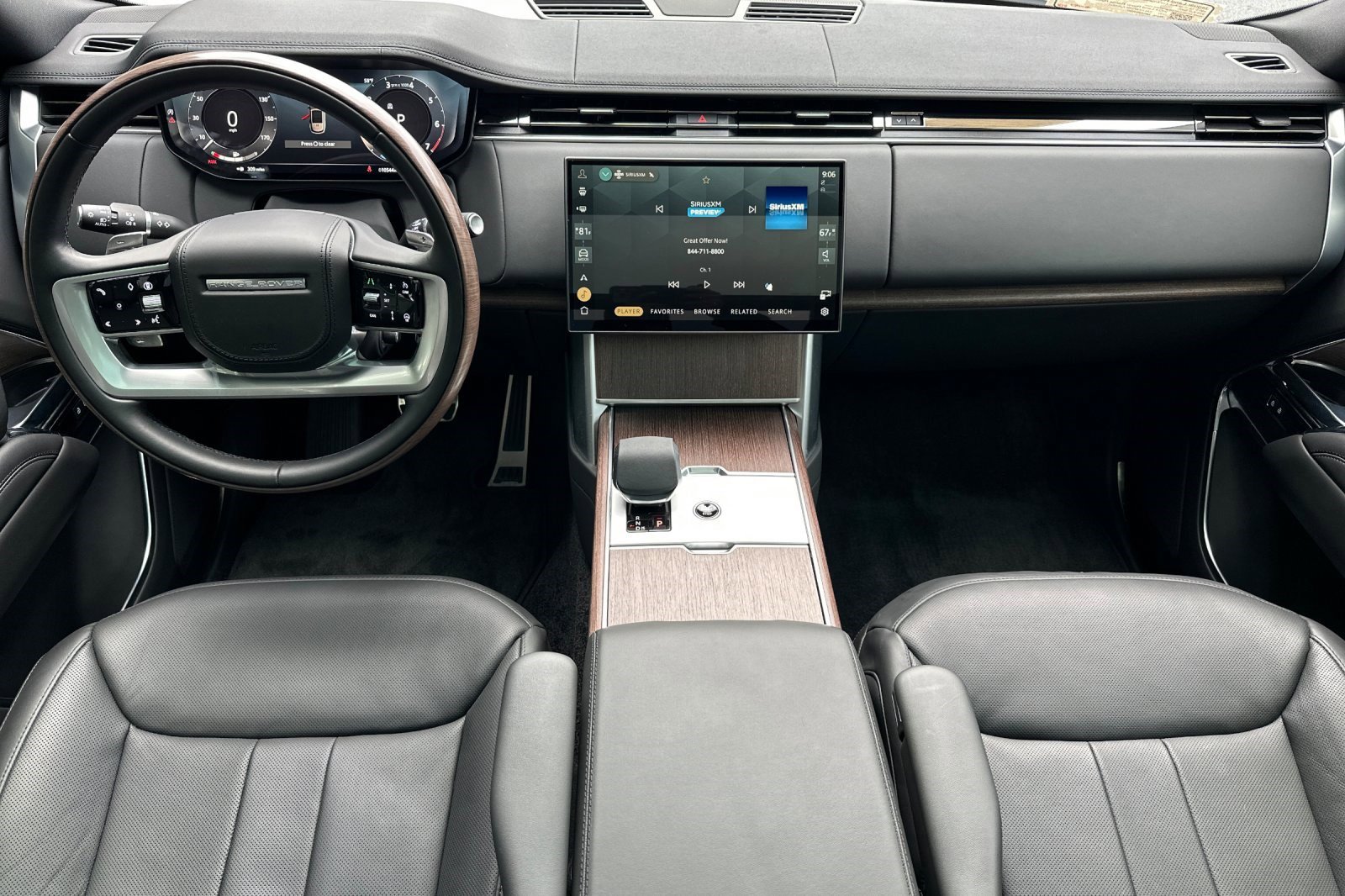 Used 2024 Land Rover Range Rover SE image 27