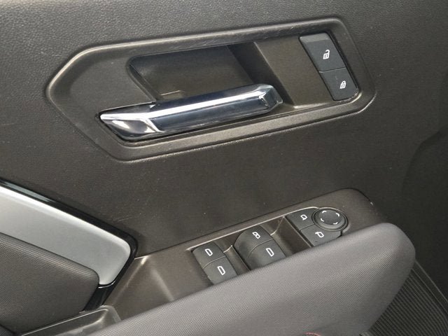 Used 2024 Chevrolet Colorado Z71 w/ Z71 Convenience Package 2 image 18