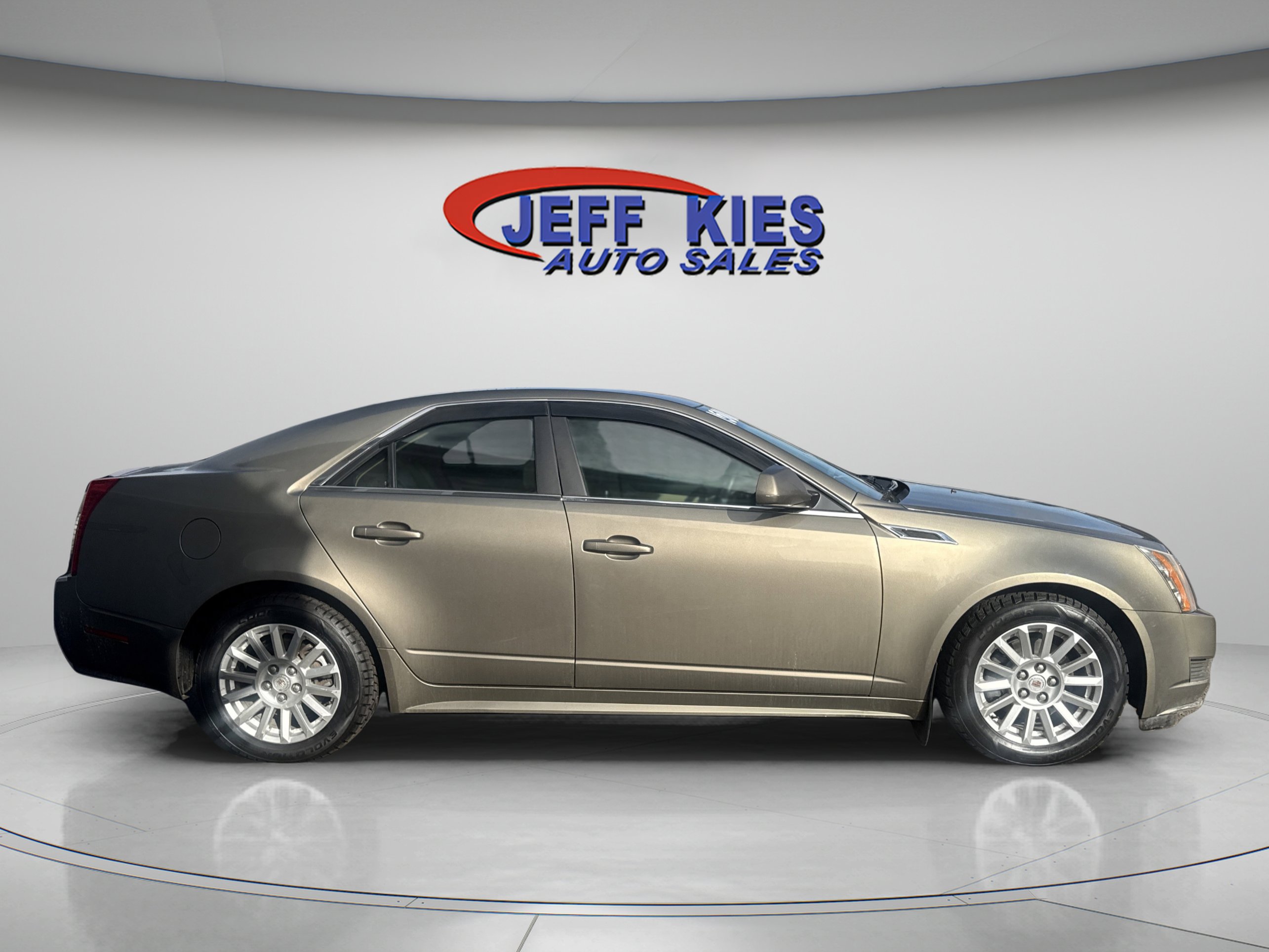 Used 2011 Cadillac CTS Sedan image 4