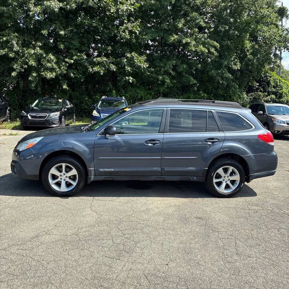 Used 2014 Subaru Outback 2.5i Limited AWD/4WD image 19
