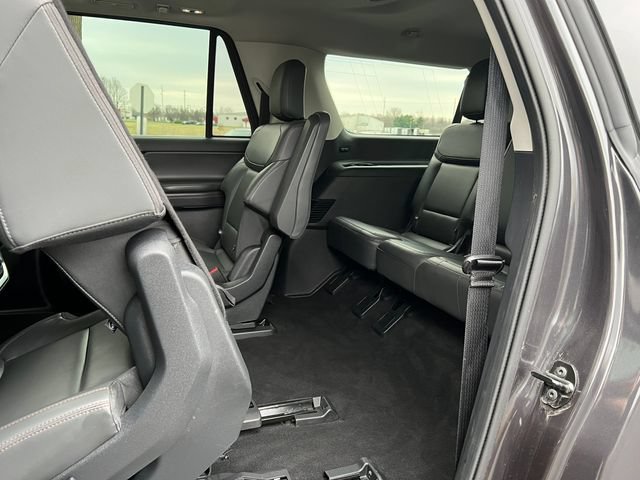 Certified 2025 Ford Expedition Max Active AWD/4WD image 6