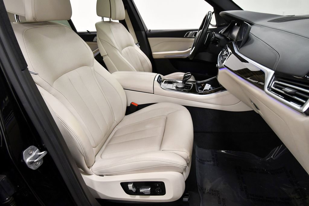 Used 2019 BMW X5 xDrive40i w/ Executive Package AWD/4WD image 22