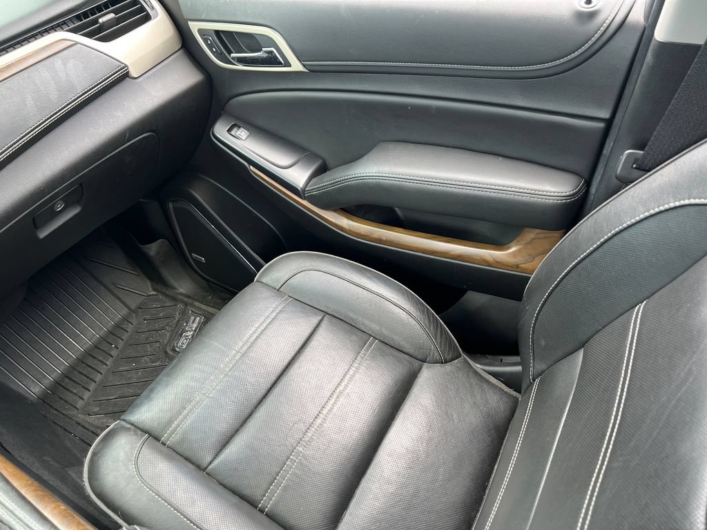 Used 2019 GMC Yukon XL Denali w/ Denali Ultimate Package AWD/4WD image 20
