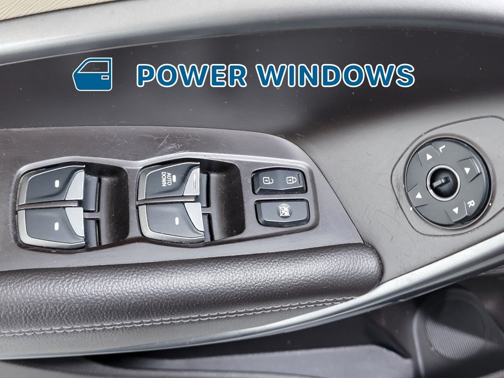 Used 2018 Hyundai Santa Fe Sport FWD image 23