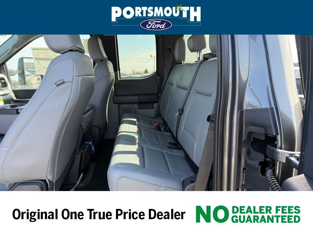 New 2026 Ford F250 XL w/ FX4 Off-Road Package image 6