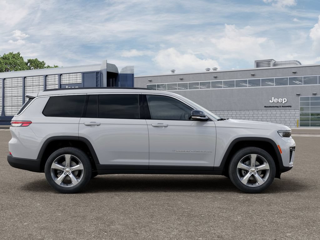 New 2026 Jeep Grand Cherokee L Limited w/ Trailer Tow Package AWD/4WD image 21