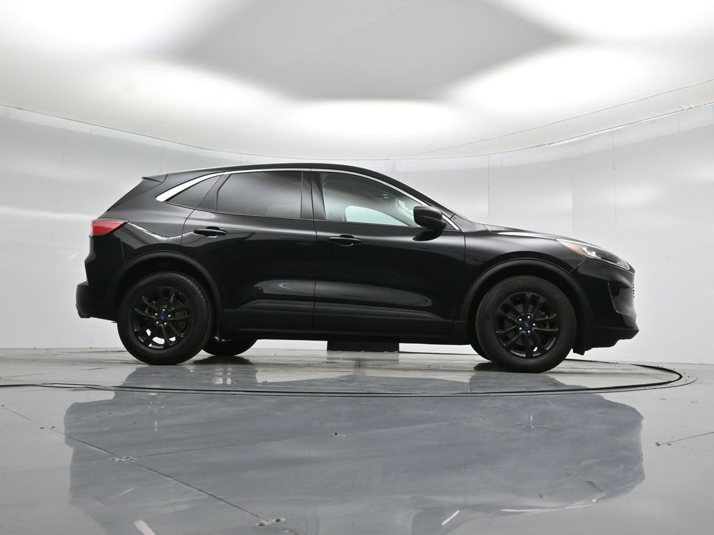 Certified 2022 Ford Escape SE image 47