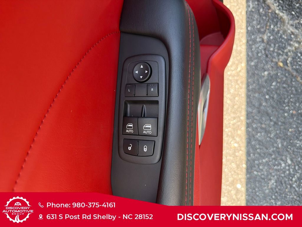Used 2022 Dodge Challenger R/T Scat Pack w/ Dynamics Package RWD image 11
