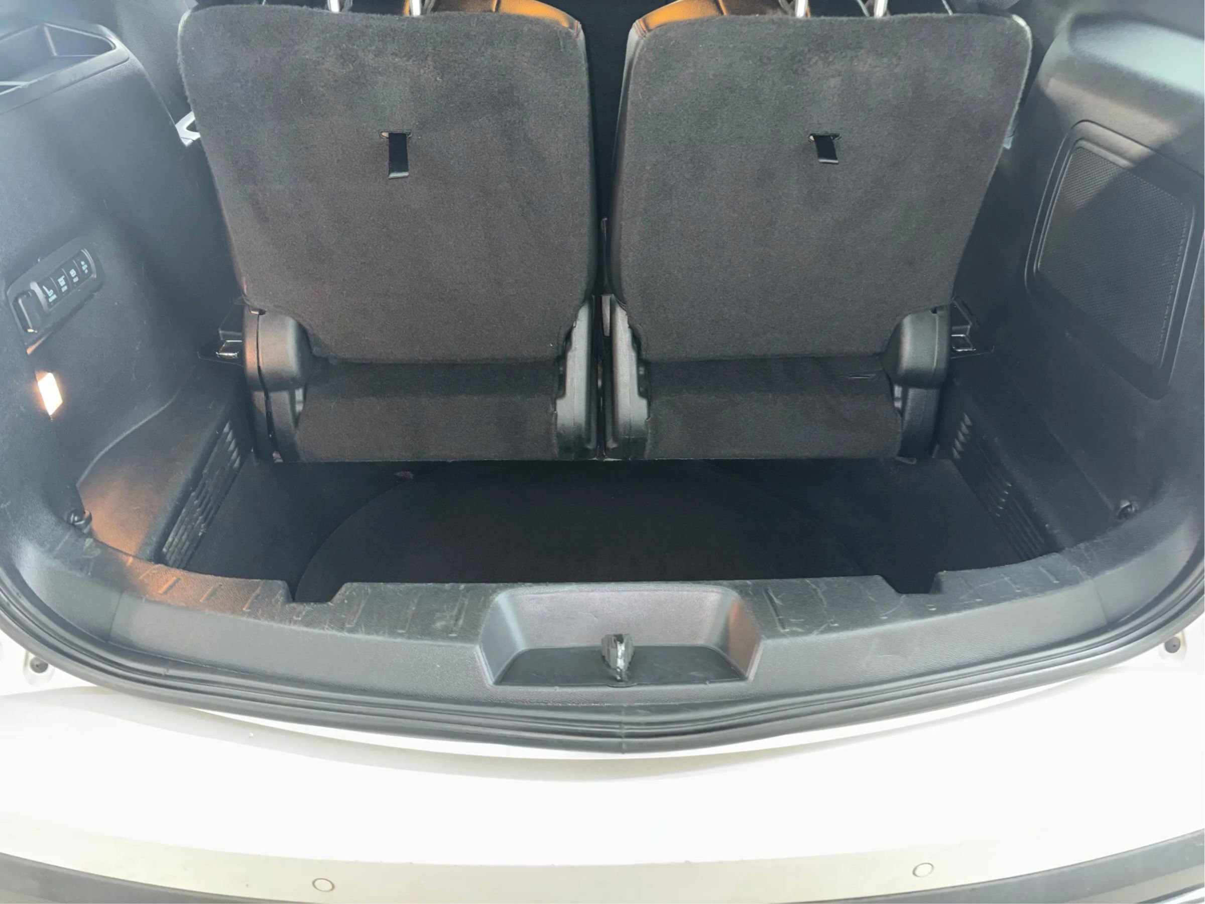 Used 2017 Ford Explorer Sport image 16