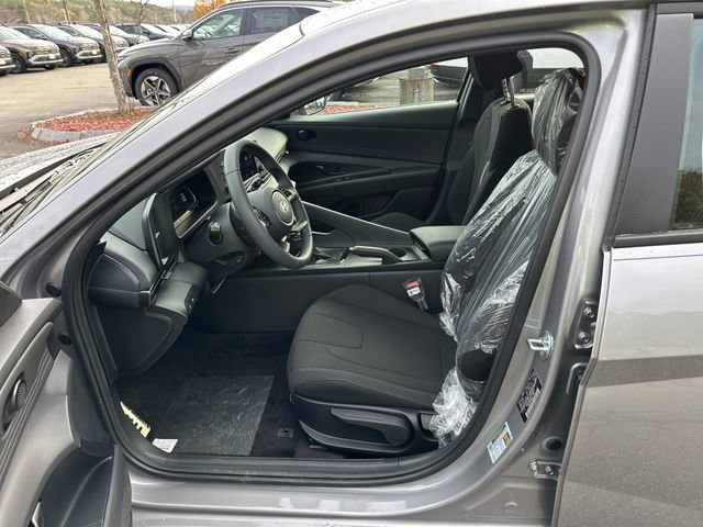 New 2026 Hyundai Elantra Sport image 9