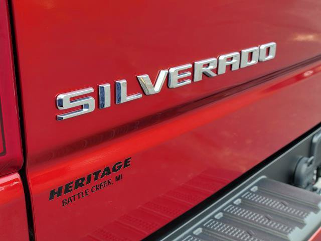 Used 2024 Chevrolet Silverado 1500 RST w/ Convenience Package II AWD/4WD image 32