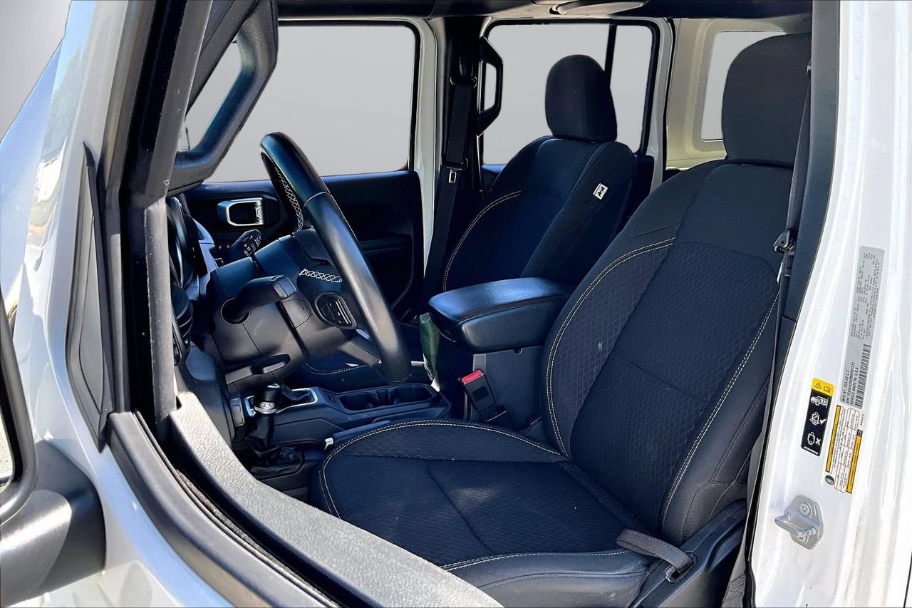 Used 2021 Jeep Wrangler Unlimited Sport AWD/4WD image 21
