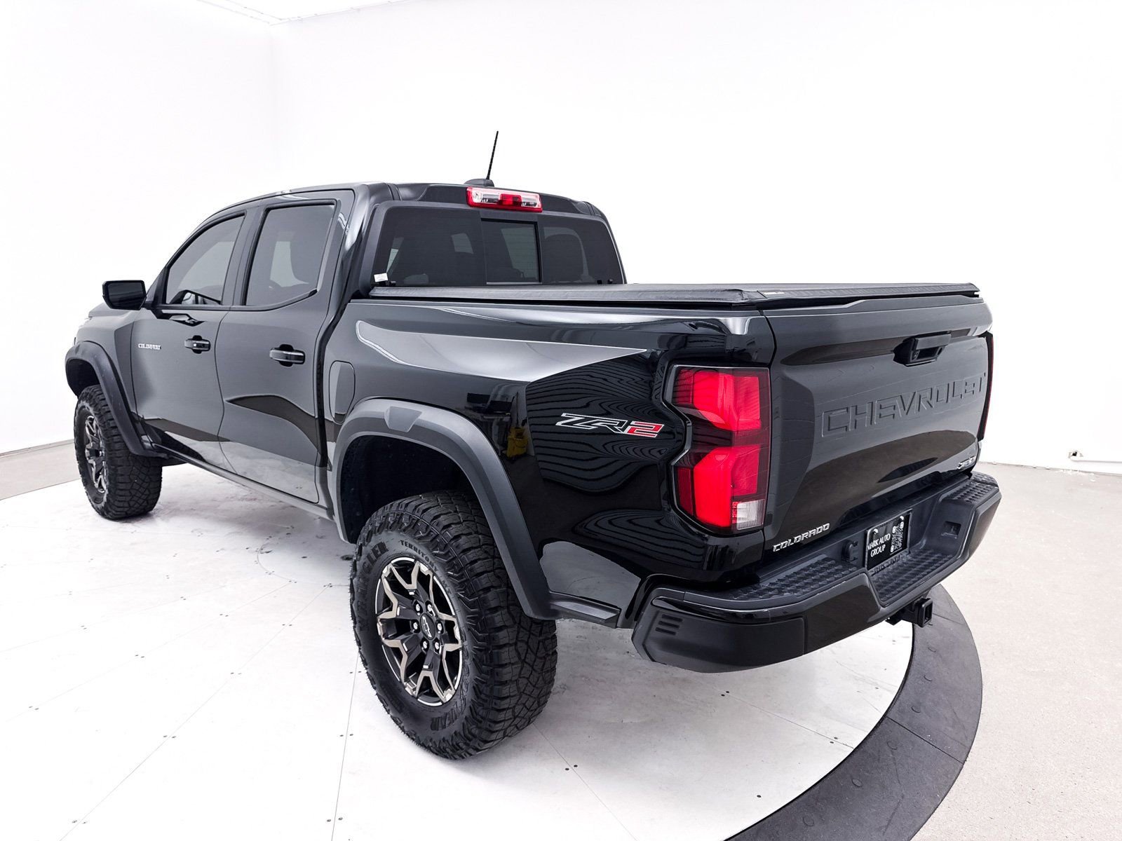 Used 2024 Chevrolet Colorado ZR2 image 16