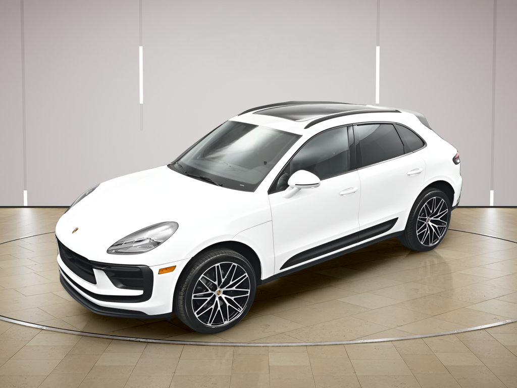 Certified 2026 Porsche Macan AWD/4WD image 34