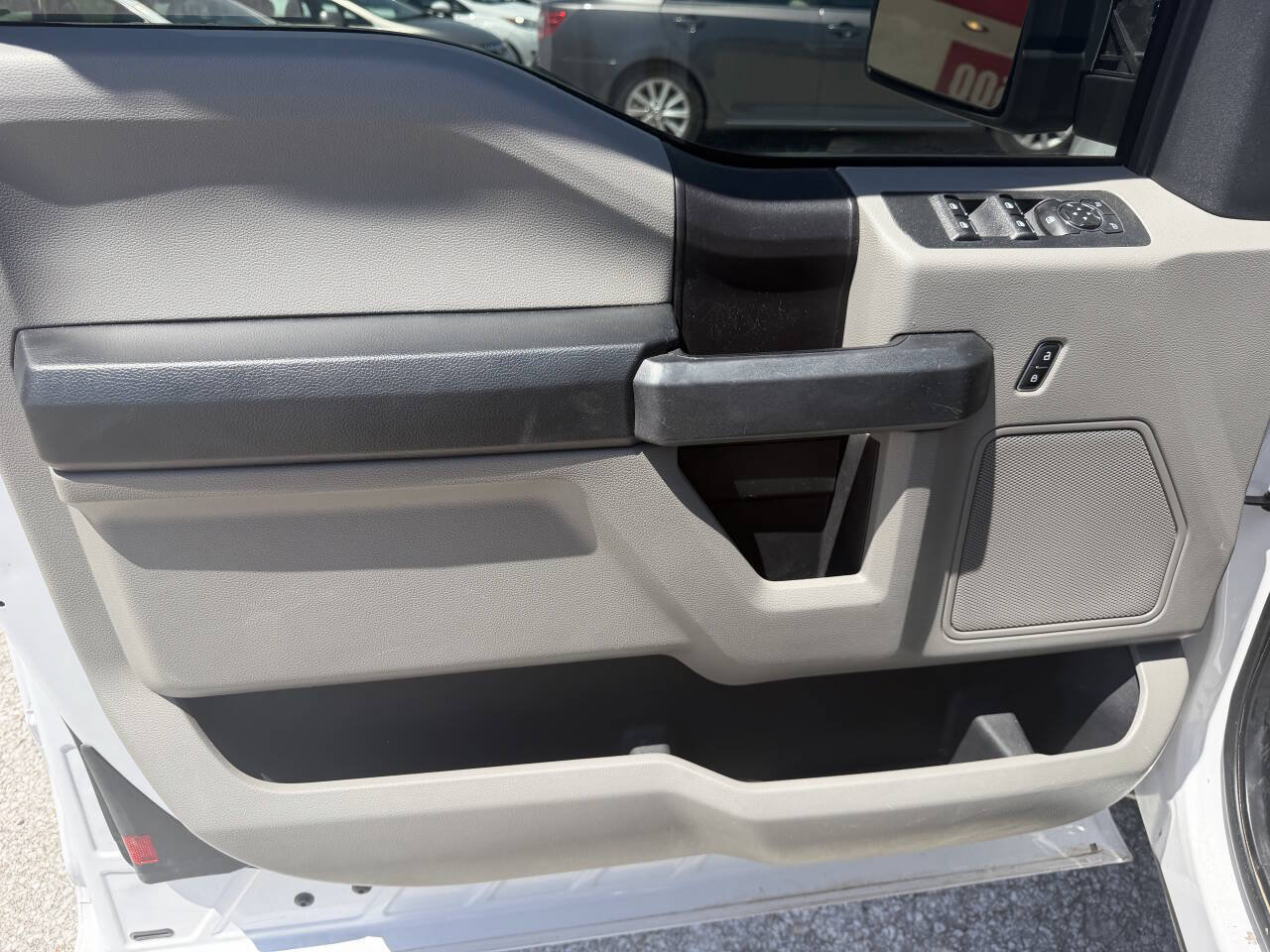 Used 2018 Ford F150 XL w/ Equipment Group 101A Mid AWD/4WD image 13