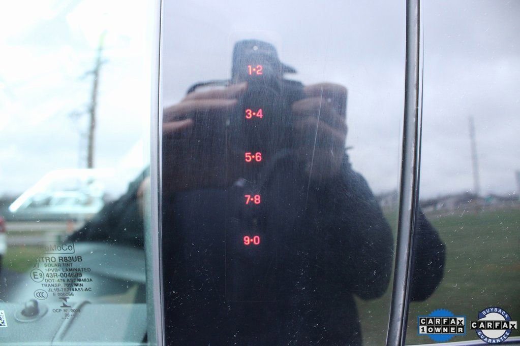 Used 2021 Ford Expedition XLT image 32