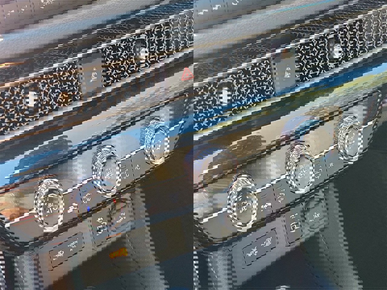 Used 2022 Honda Civic Sport image 25