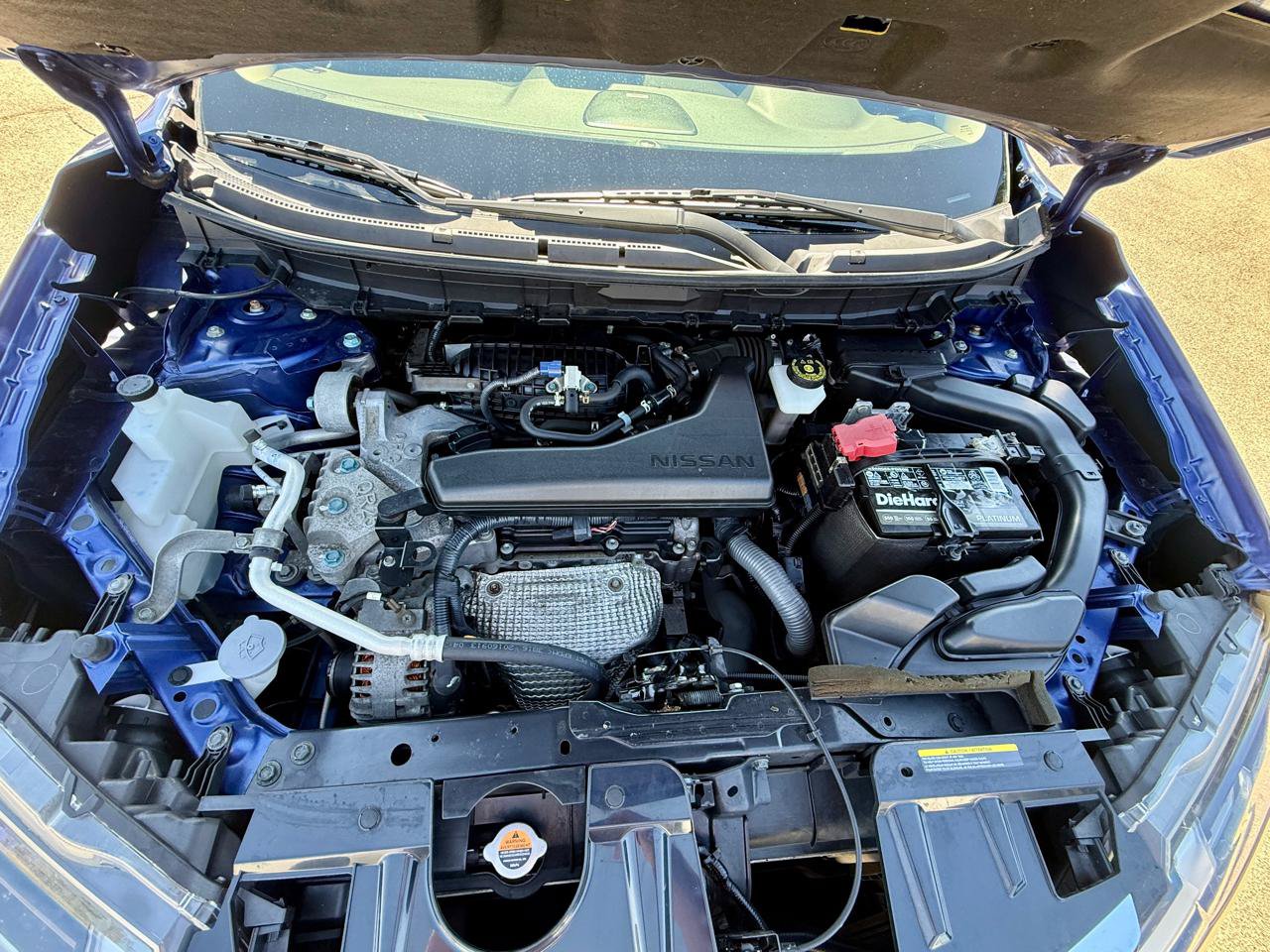 Used 2017 Nissan Rogue SL AWD/4WD image 14