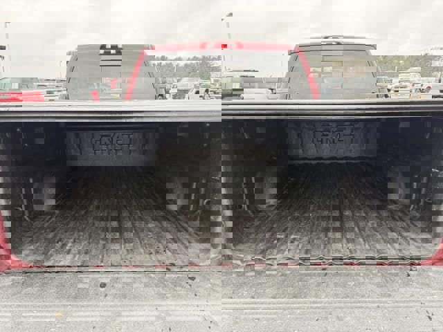 Used 2017 GMC Sierra 1500 SLT w/ SLT Preferred Package image 9