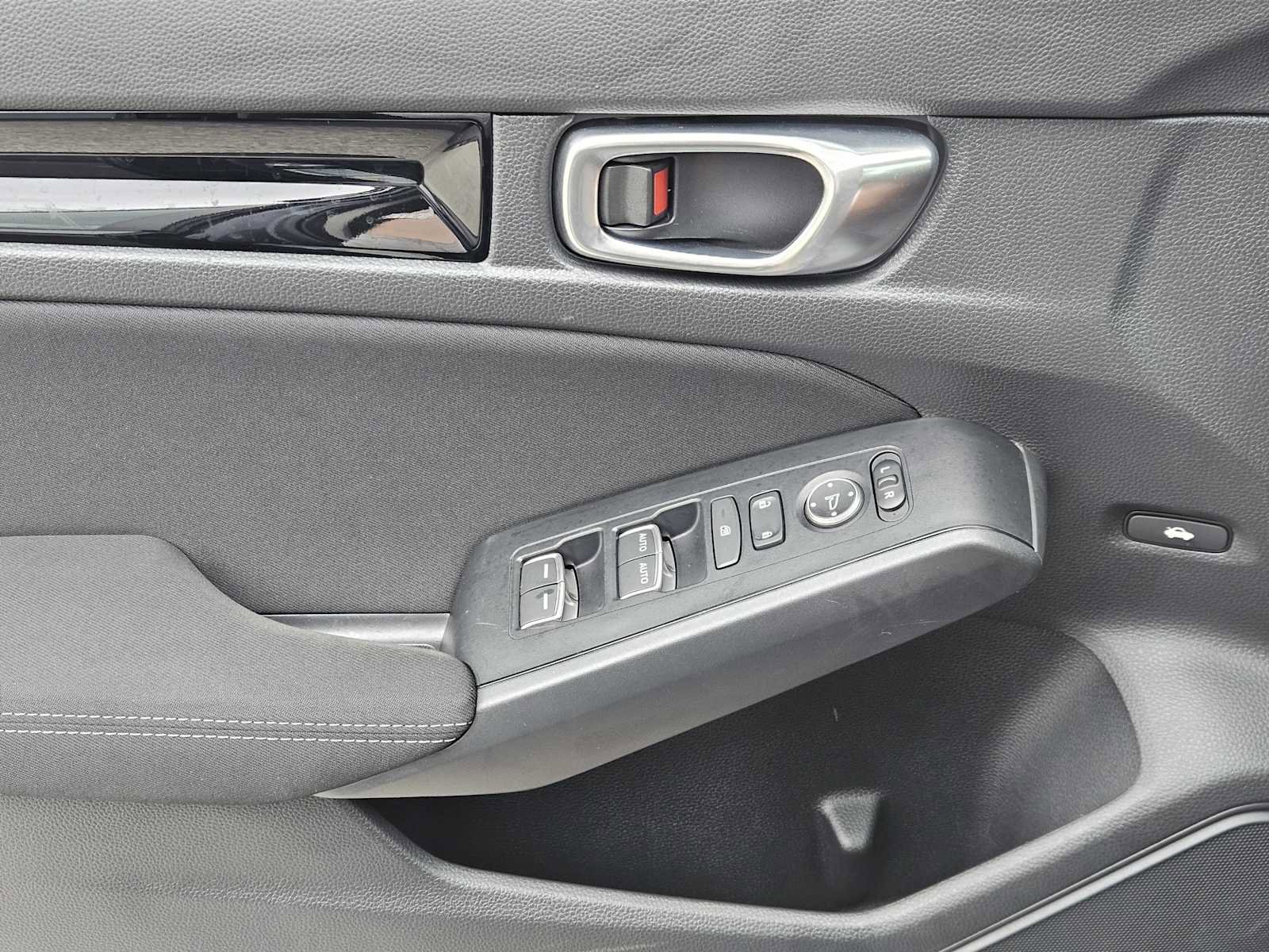 Used 2023 Honda Civic EX image 21