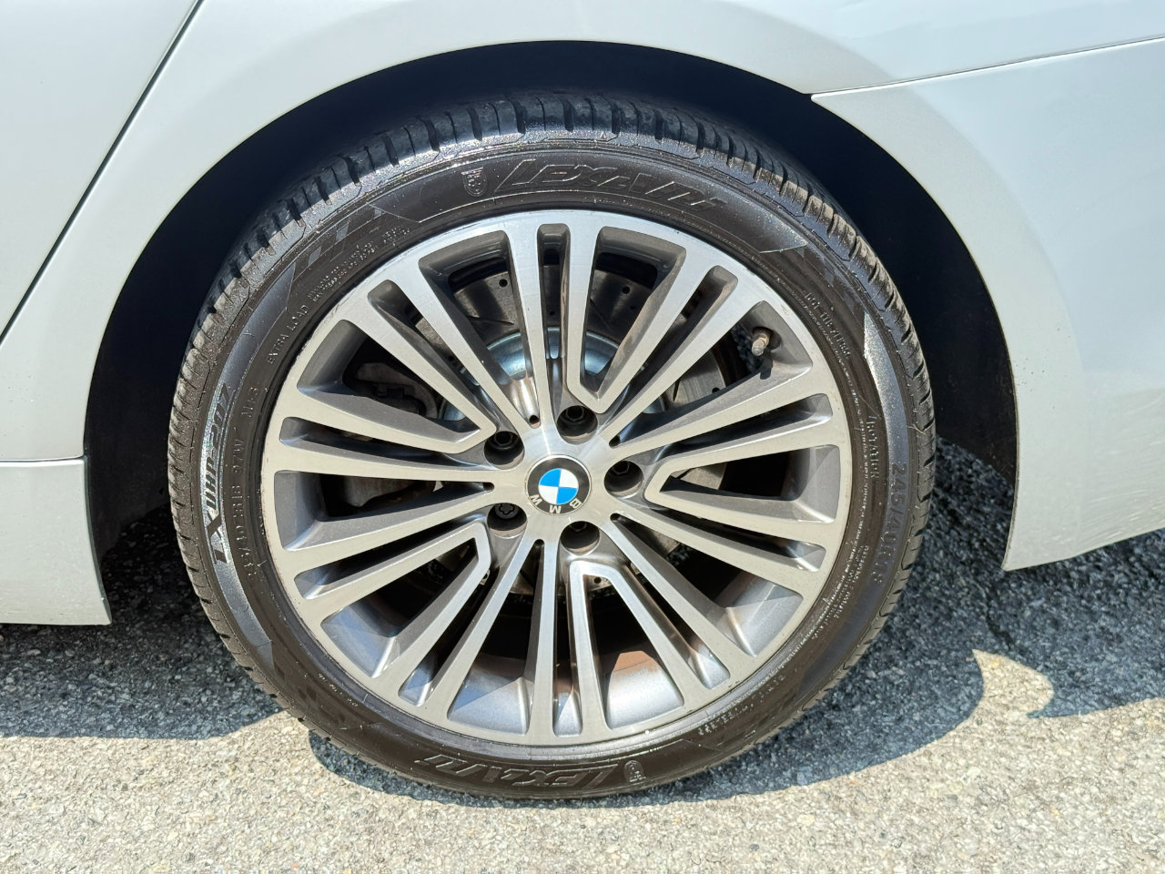 Used 2018 BMW 530i xDrive w/ Premium Package image 82