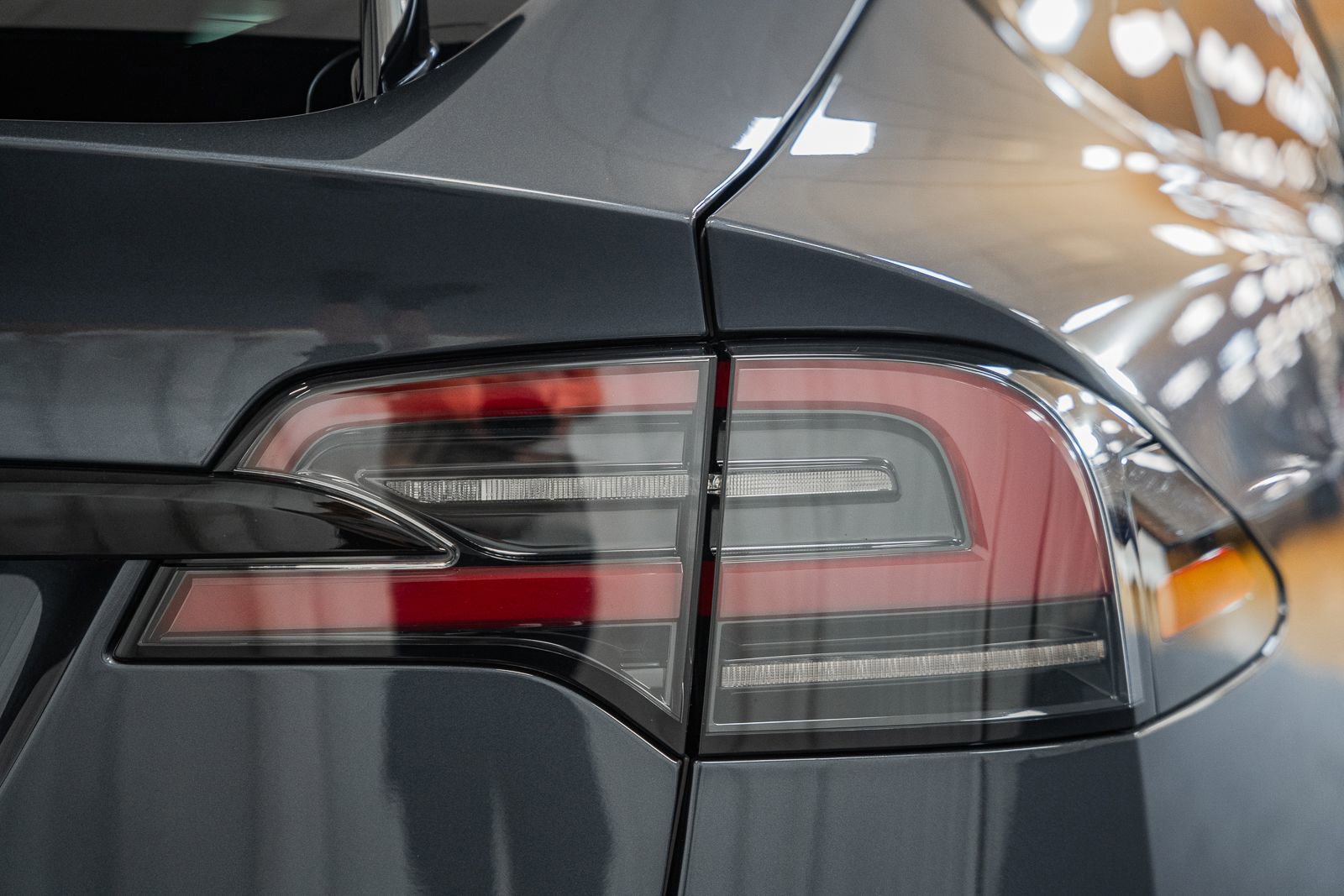 Used 2022 Tesla Model X image 7