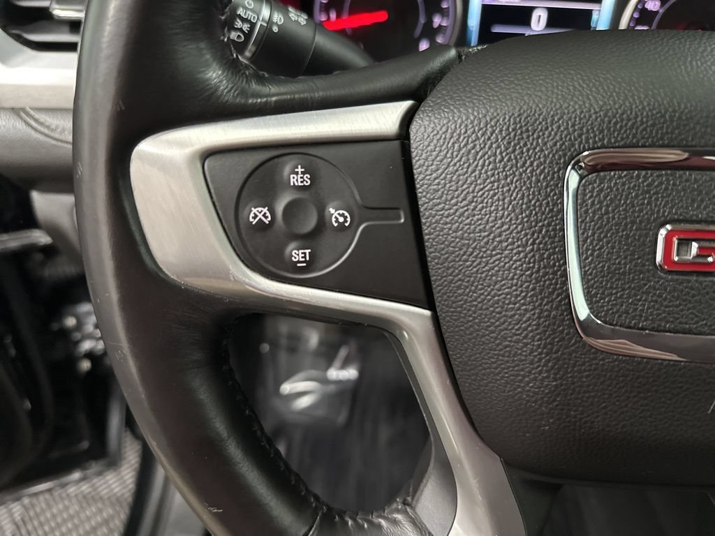 Used 2017 GMC Acadia SLT AWD/4WD image 15