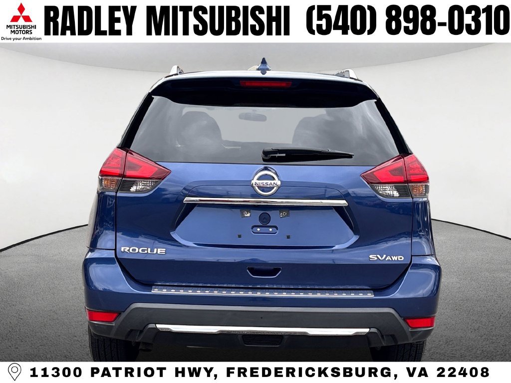 Used 2017 Nissan Rogue SV AWD/4WD image 17