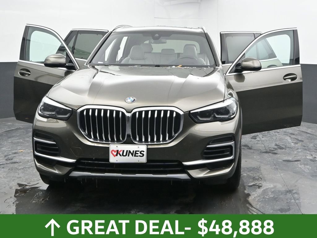 Used 2023 BMW X5 xDrive40i w/ Premium Package image 52