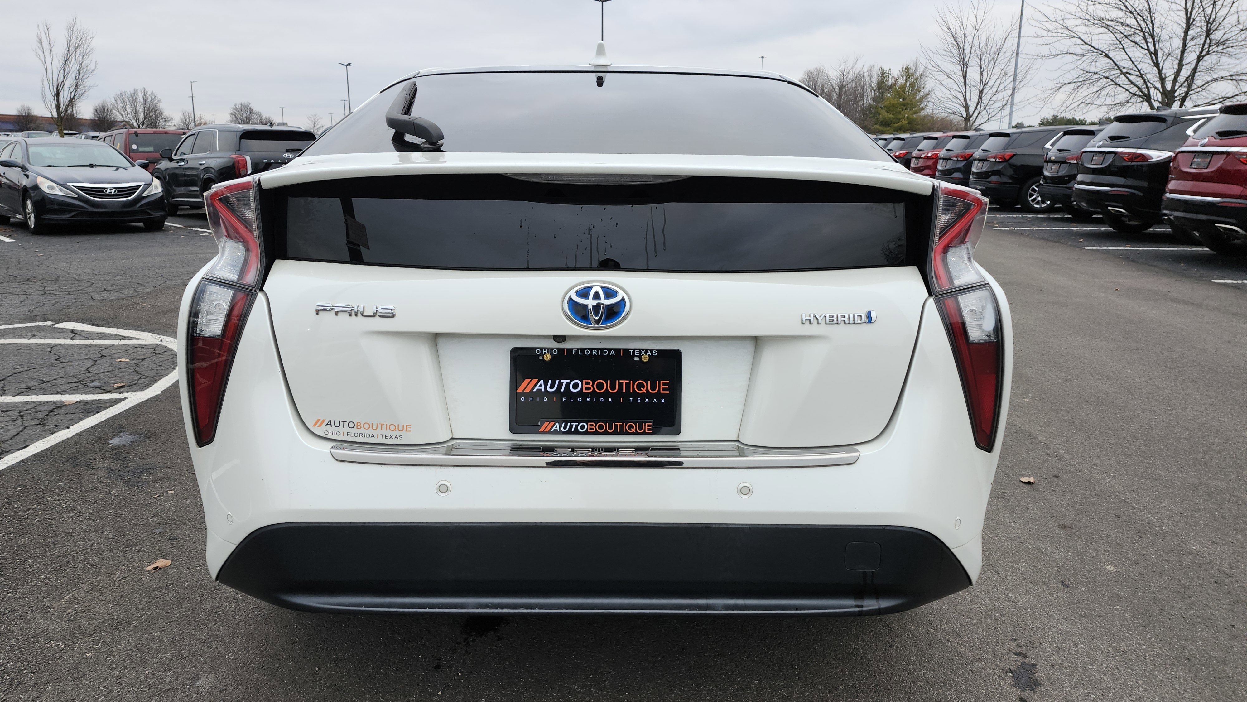 Used 2017 Toyota Prius Four image 19