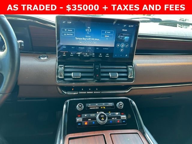 Used 2023 Lincoln Navigator Reserve w/ Monochromatic Package image 26