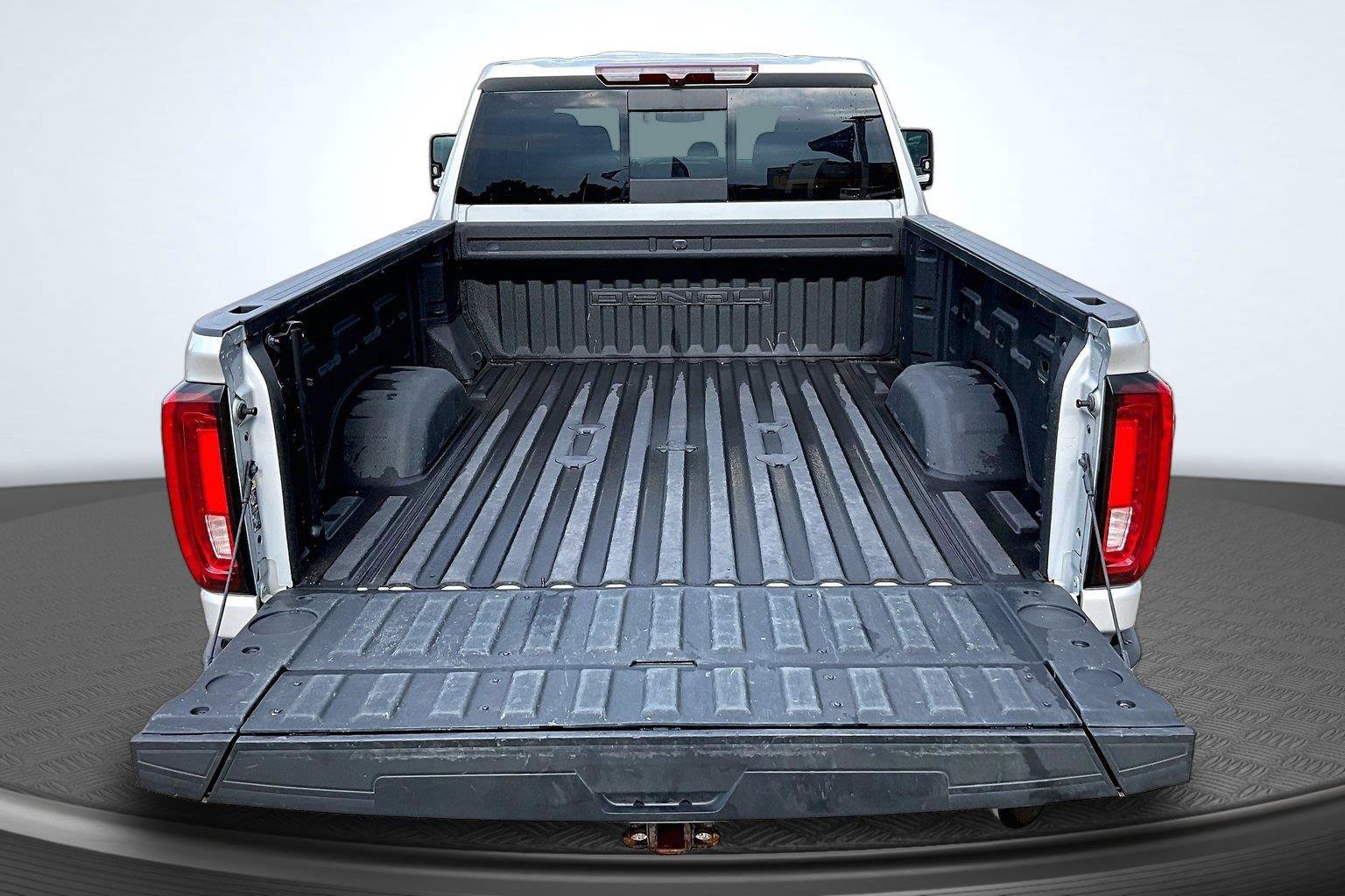 Used 2022 GMC Sierra 2500 Denali AWD/4WD image 5