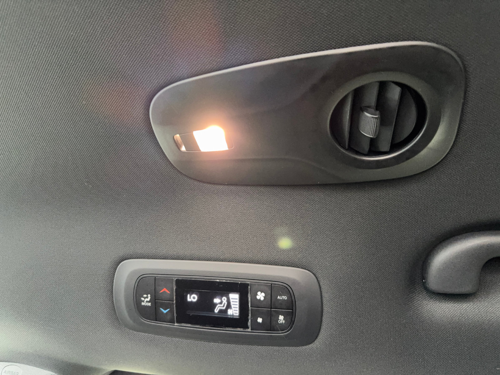 Used 2019 Chrysler Pacifica Touring-L Plus w/ S Appearance Package FWD image 39