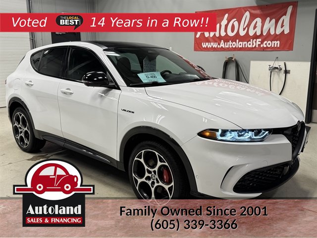 Used 2024 Alfa Romeo Tonale Veloce w/ Active Assist Package AWD/4WD image 1