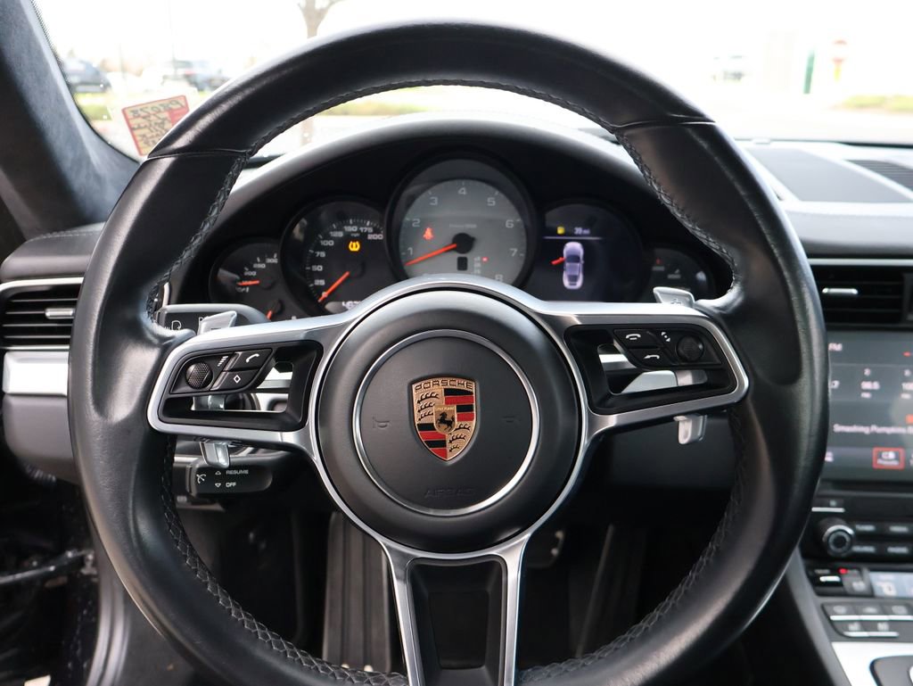 Used 2017 Porsche 911 Carrera 4S image 27