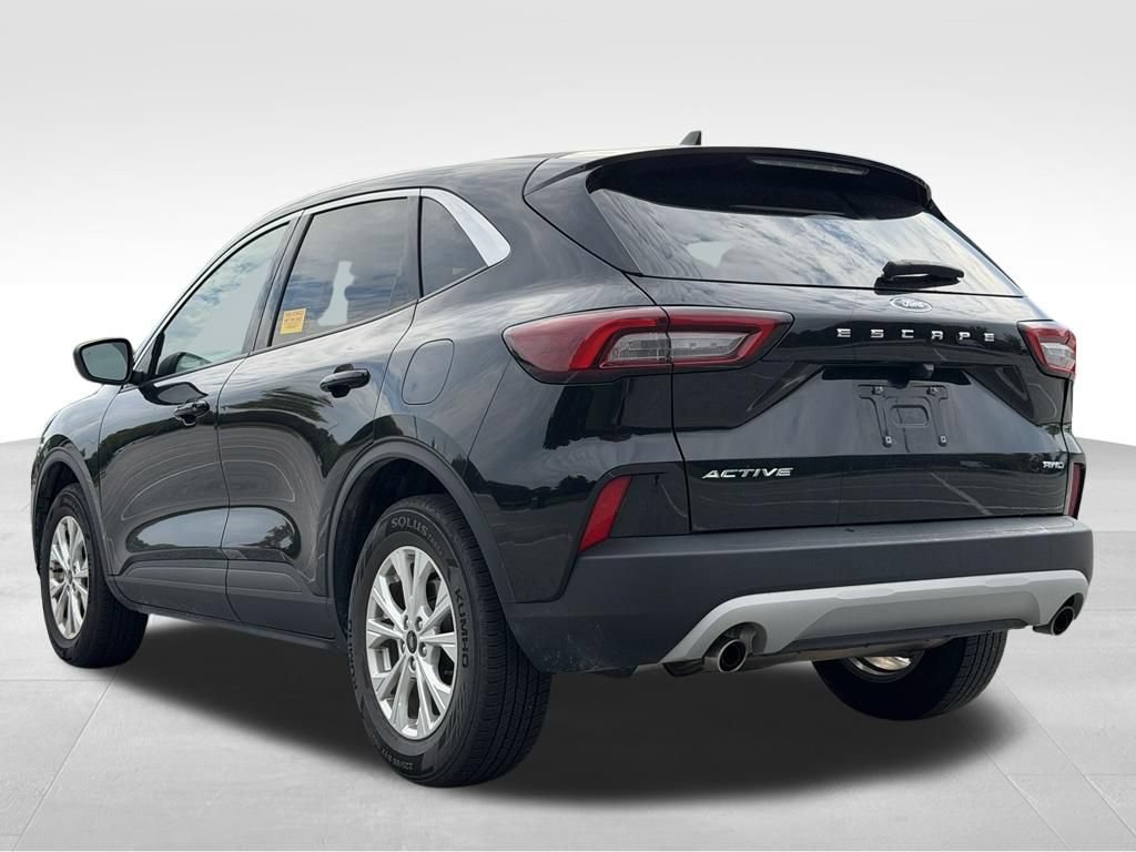 Used 2024 Ford Escape Active AWD/4WD image 4