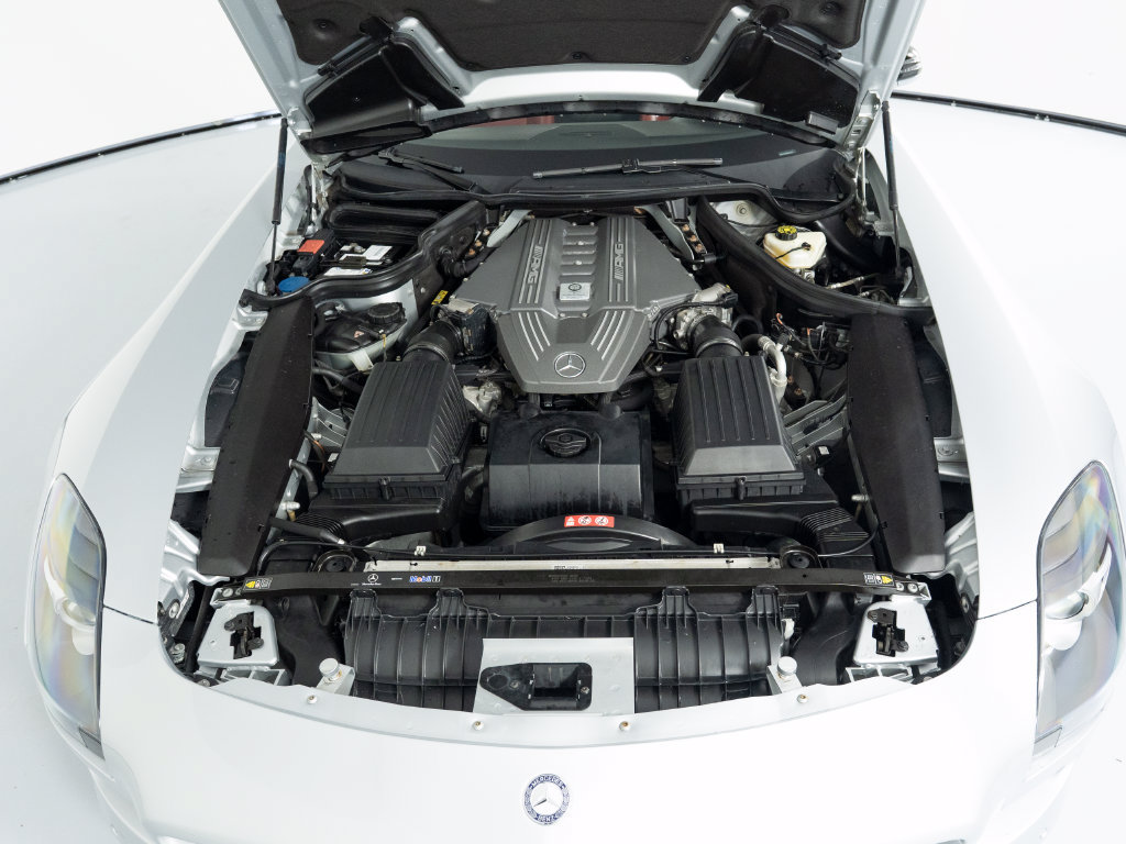 Used 2012 Mercedes-Benz SLS AMG Roadster image 69