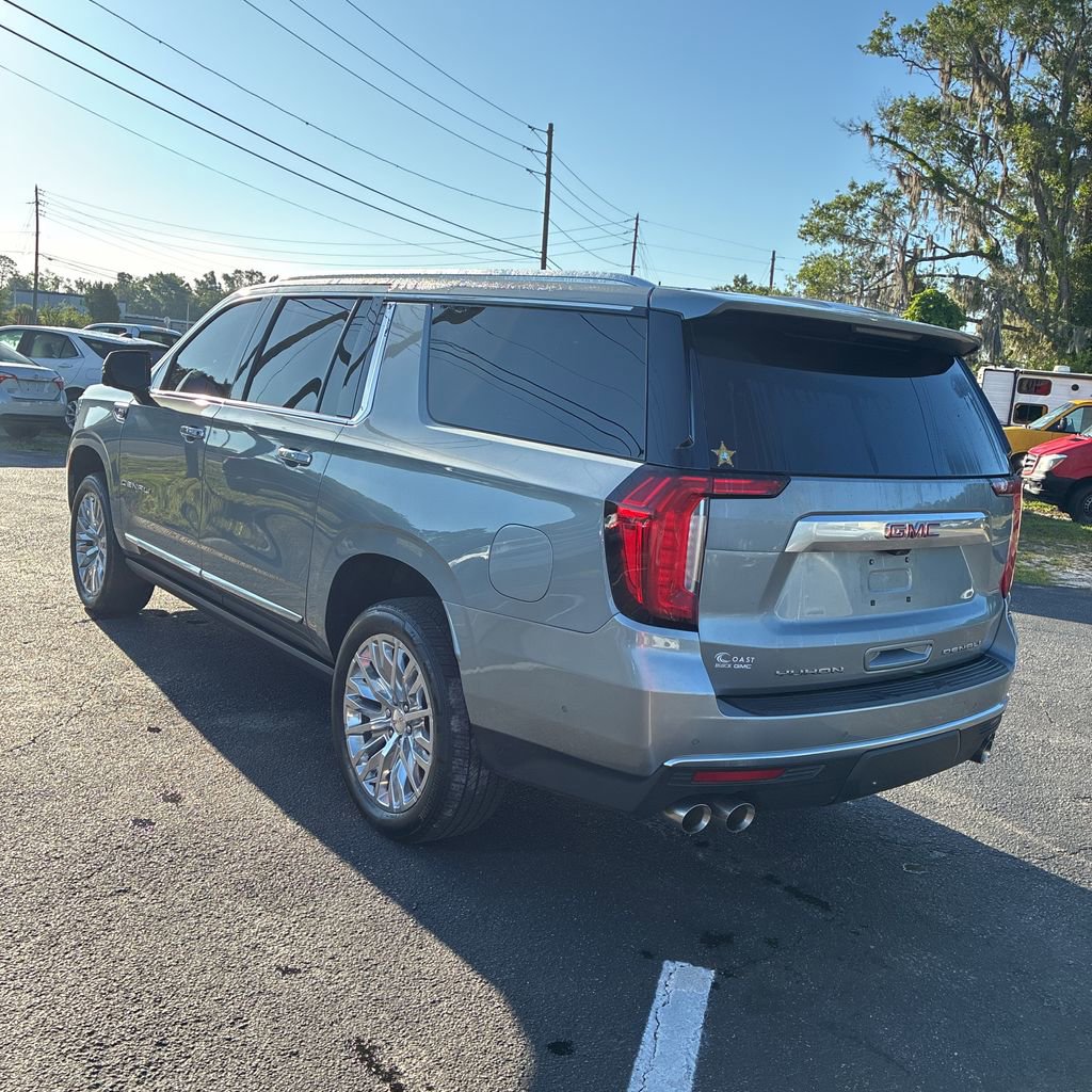 Used 2024 GMC Yukon XL Denali w/ Denali Reserve Package AWD/4WD image 5