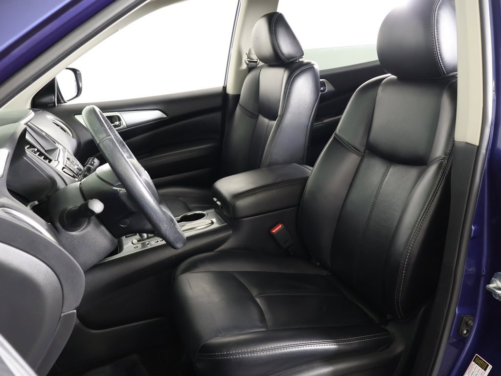 Used 2019 Nissan Pathfinder SL image 32