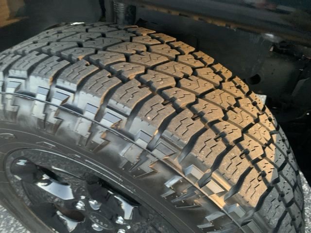 Used 2015 Jeep Wrangler Unlimited Sahara image 11