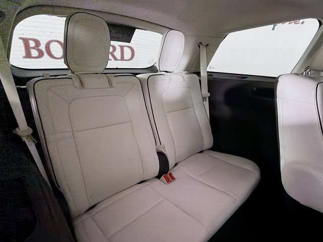 Certified 2024 Lincoln Aviator Black Label AWD/4WD image 33