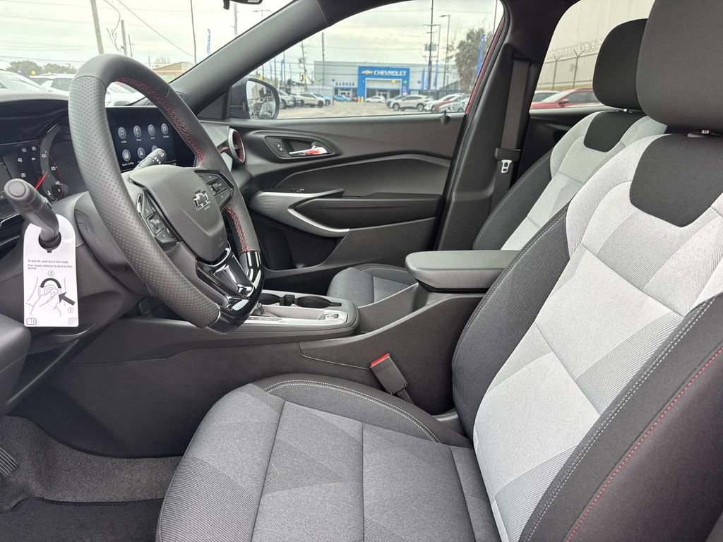 New 2026 Chevrolet Trax RS w/ Sunroof Package FWD image 16