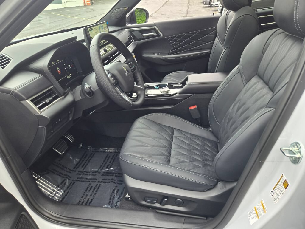 New 2026 Mitsubishi Outlander SEL Black Edition AWD/4WD image 18