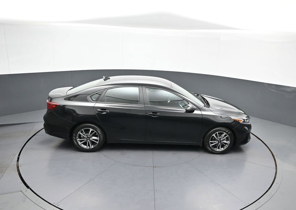 Certified 2023 Kia Forte LXS w/ LXS Technology Package FWD image 35